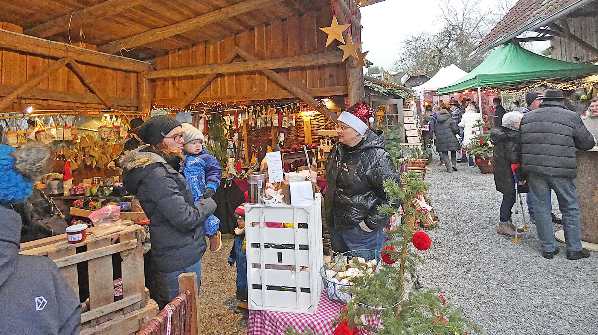 2024-12-6-BI-PB-bia- Weihnachtszauber-und-Gelände