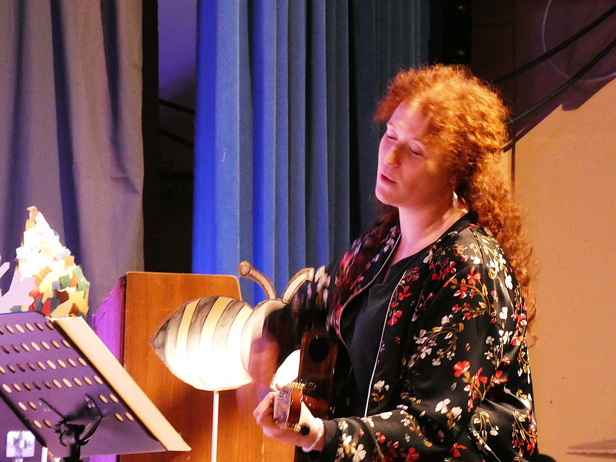 2025-1-3-OH-bia-Neujahrskonzert-und-Kinderchorleiterin Bettina Lehmann