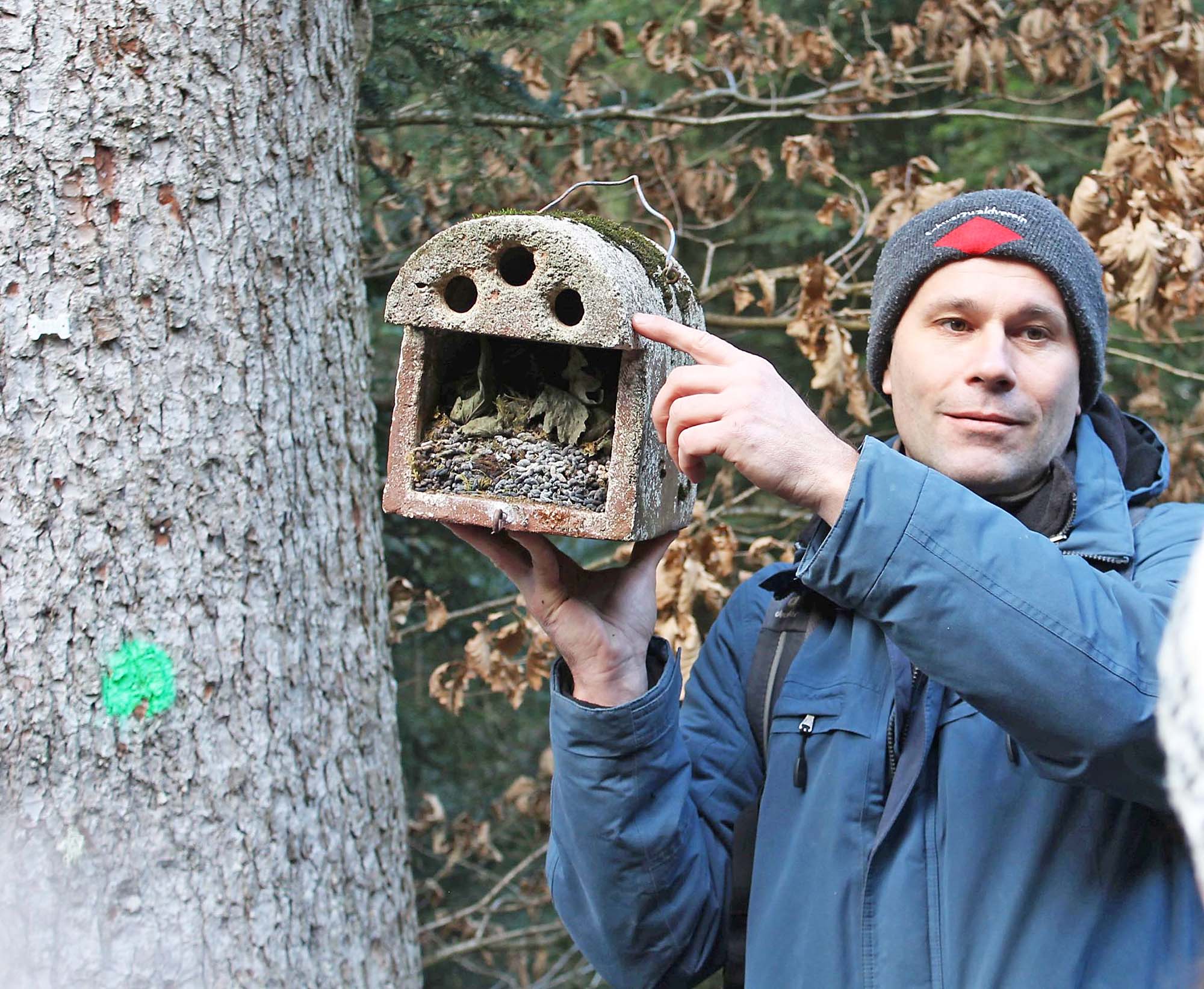 2025-2-12-OH-Franz Huber-SWV-Familienwanderung mit Nistkastenreinigung-Bild-04