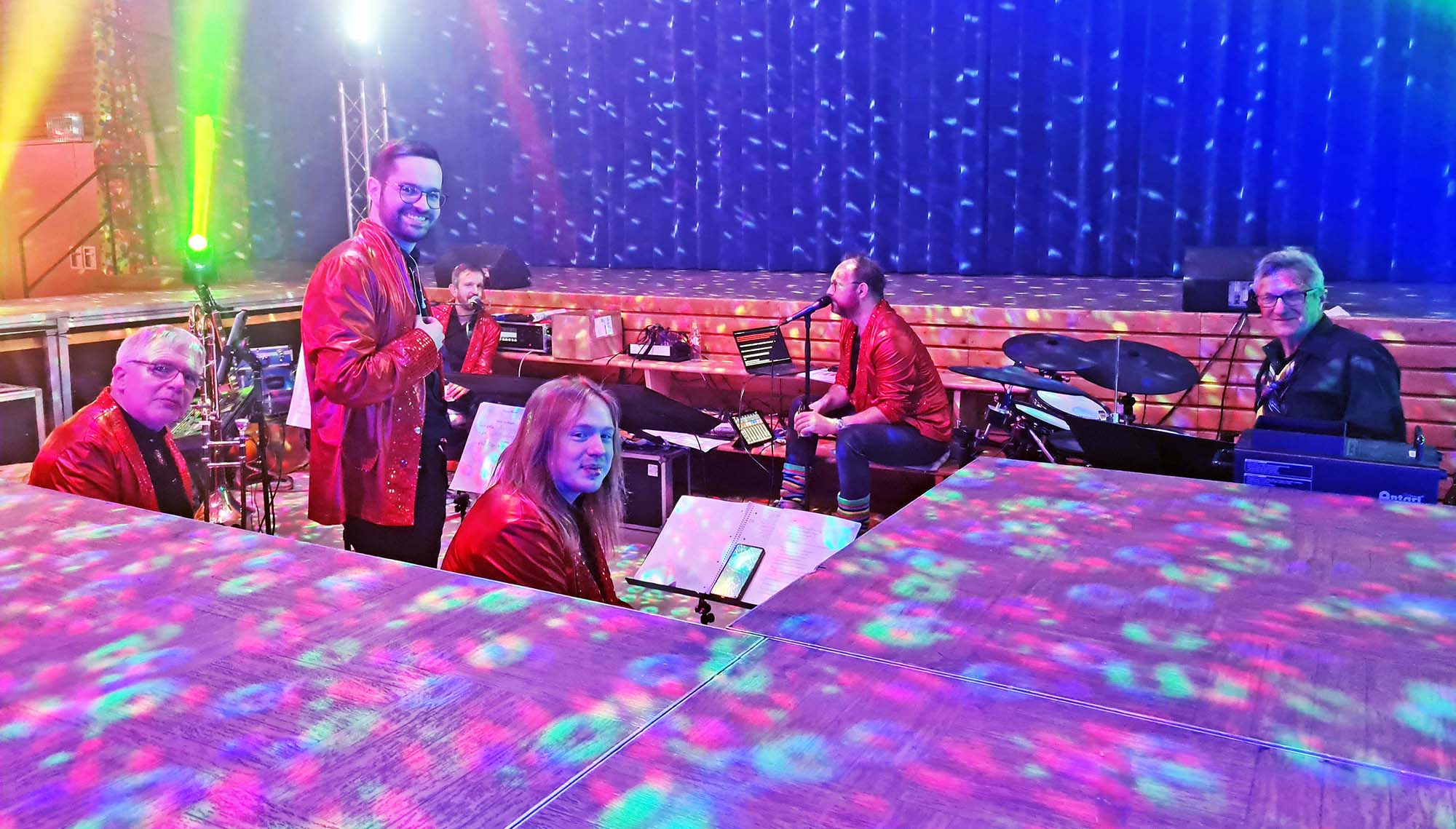 2025-2-19-OH-Belinda Schmieder-Unterdorfer Abend_Zeitung_Orchestergraben (Musik)