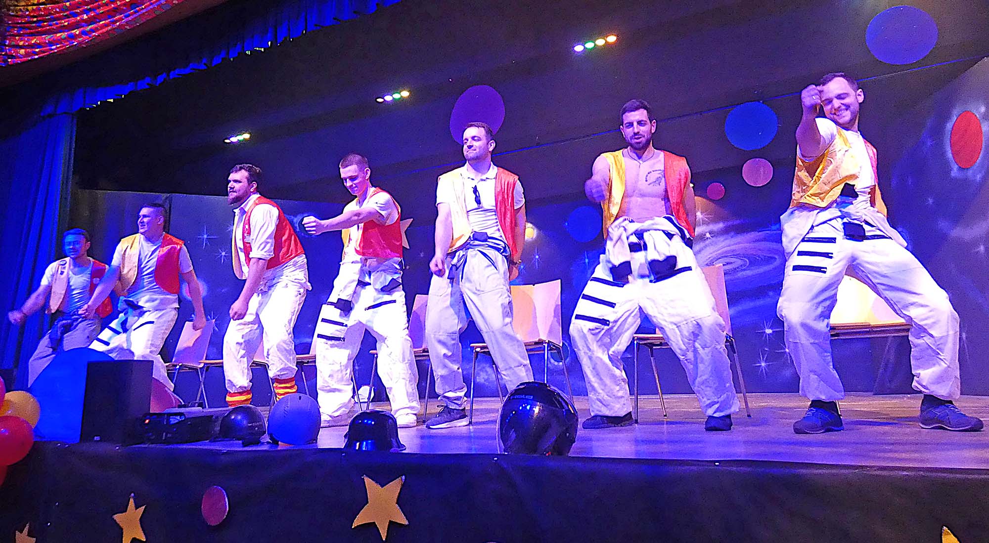 2025-2-24-OH-bia-Dörfleball-und-Männertanz