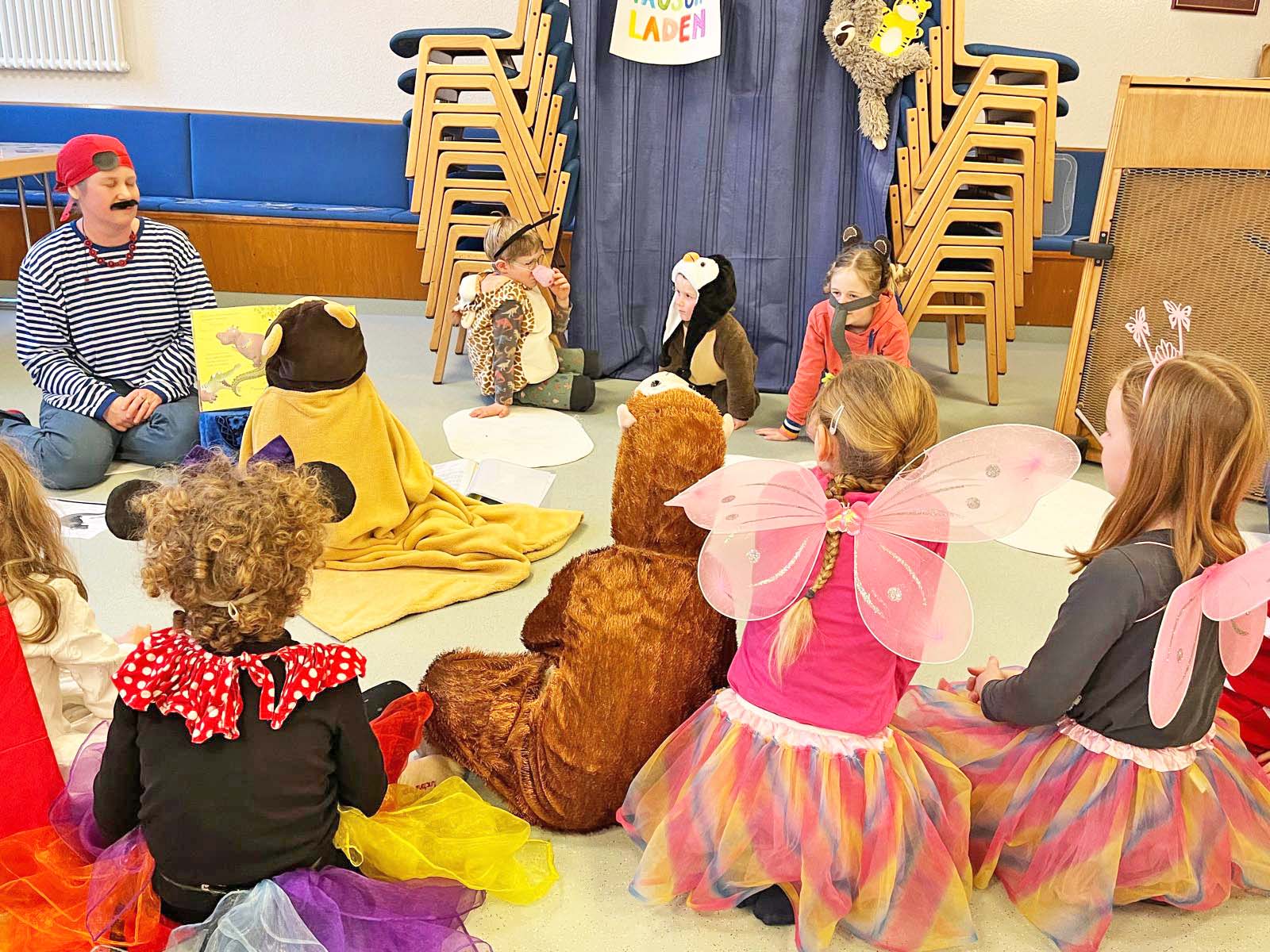 2025-2-26-BI-Andrea Fix- Kinderkirche NilpferdDarsteller der Geschichte