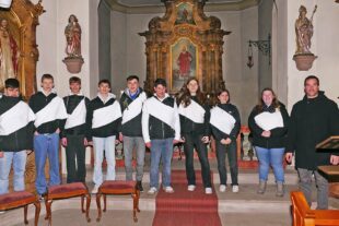 2025-2-26-ZE-UE-Martin Huber-Eine alte Tradition - zu Beginn wird in der Nikolauskirche ein Vater Unser gebetet-neu