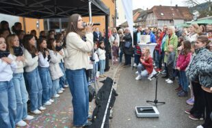 Zell a. H. feiert den Frühling