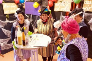 2025-3-3-NO-bke-Wieberfasent-Raumkosmetikerinnen wissen was im Dorf passiert