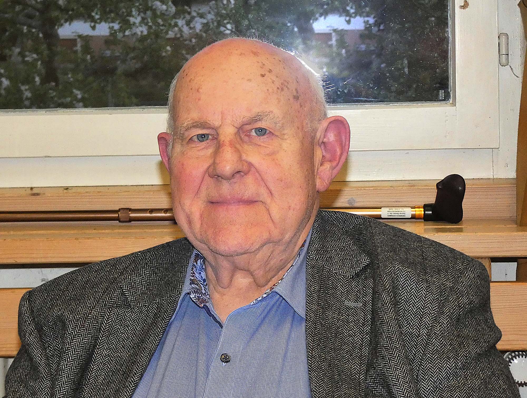 2025-4-17-GB-Fußbach-bia-Blasmusikverband-und-neuer Ehrendirigent b