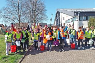 2025-4-9-ZE-UH-Grundschule- Kreisputzete Klasse 4 Kreisputzete