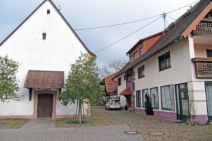 2025-3-14-ZE-UE-10 Schule neben Kirche