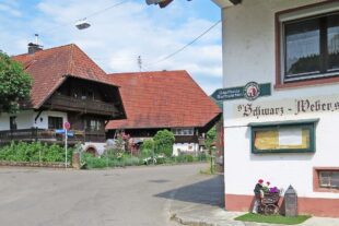 2025-5-23-ZE-UE-ga-Brücke Schwarz-Webers-IMG_0128[39].JPG