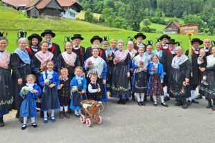 2025-5-27-NO-Trachtengruppe-Gutacher Trachtentag-IMG-20250525-WA0007