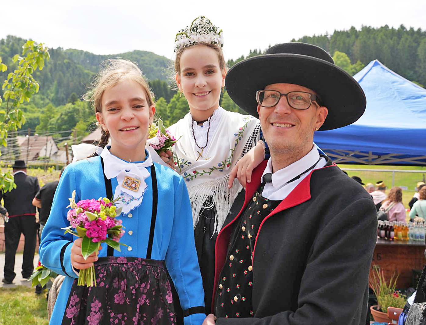 2025-5-27-NO-Trachtengruppe-Gutacher Trachtentag-IMG-20250525-WA0068