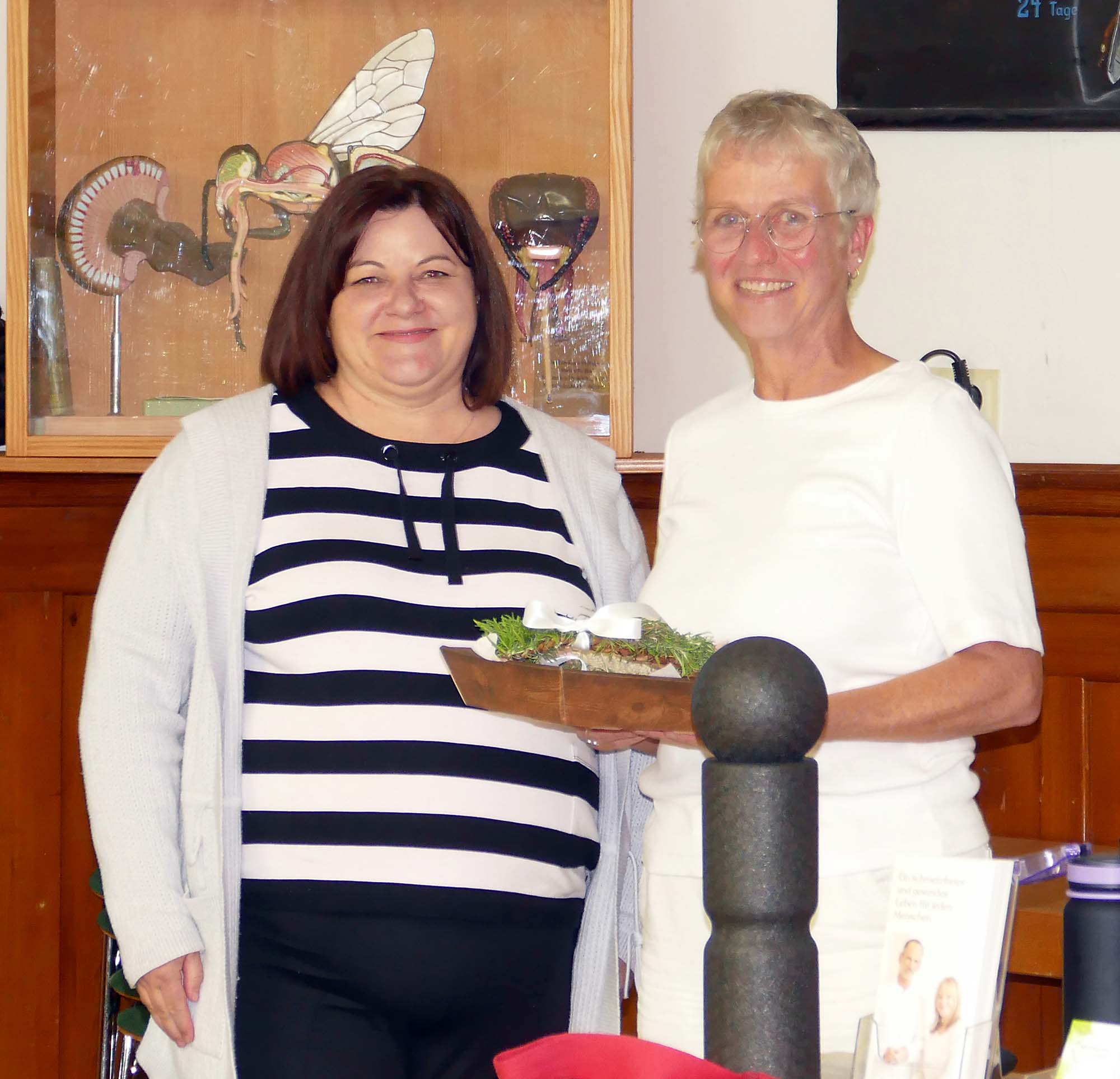 2025-5-27-ZE-UE-LandFrauen Entersbach-Vortrag-2025-05 Liebscher Pracht (18)