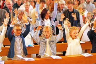 2025-5-7-OH-Simone Koch-Erstkommunion-IMG_1440