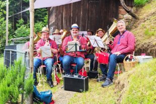 2025-6-17-ZE-UH-Verein Sommerkonzert Saumusik IMG-20240611-WA0005