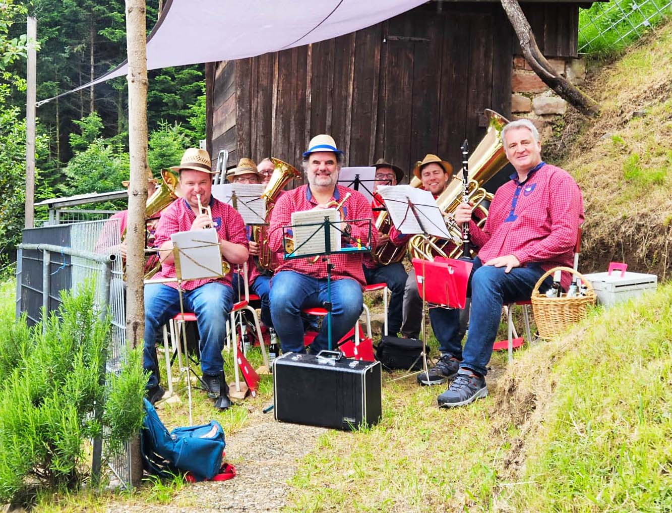 2025-6-17-ZE-UH-Verein Sommerkonzert Saumusik IMG-20240611-WA0005