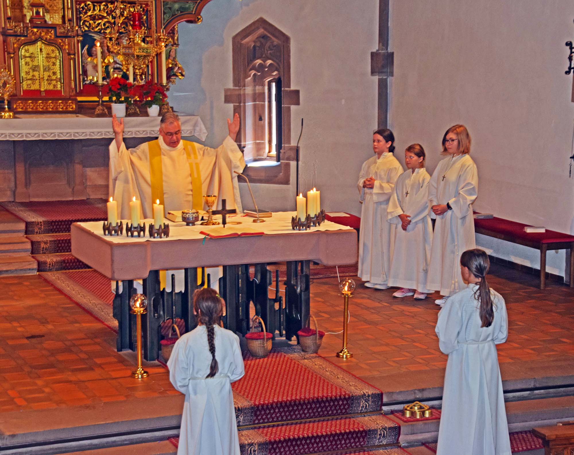 2025-6-25-NO-Kirchengemeinde St Ulrich-Fronleichnam-(c) Herbert Vollmer-DSC_2368