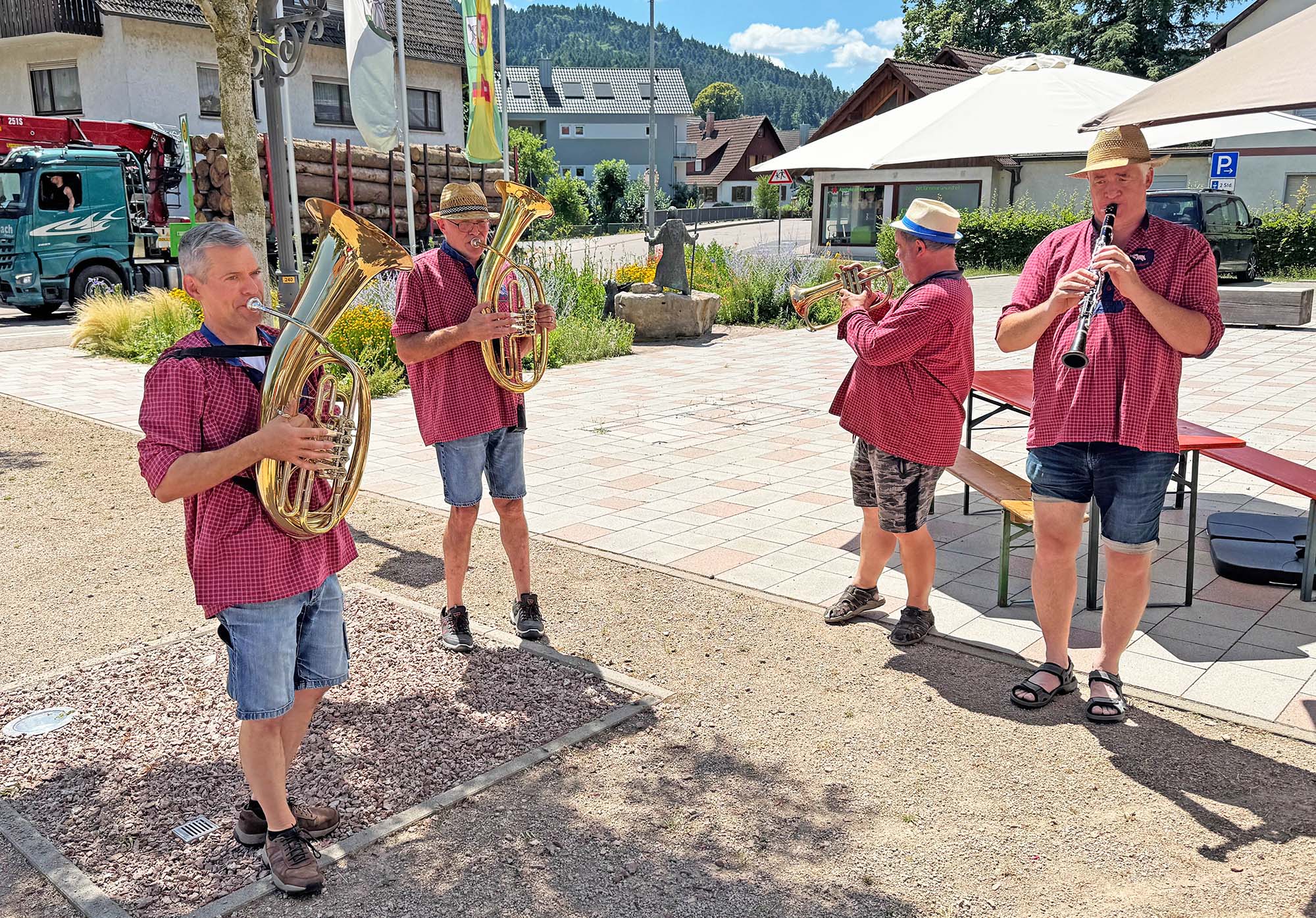 2025-6-30-ZE-UH-Jürgen Isenmann-Bouleturnier UH-Bild 6