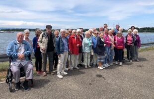 Mit Rollatoren, Liedern und guter Laune ins Elsass