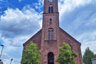2025-7-2-OH-Miliz- u. Trachtenkapelle OH-Kirchenkonzert-Foto Pfarrkirche Oberharmersbach