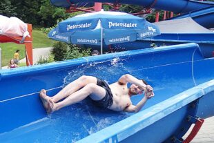 2025-7-28-BI-bia-Waldterrassenbad-und-BGM in Rutsche