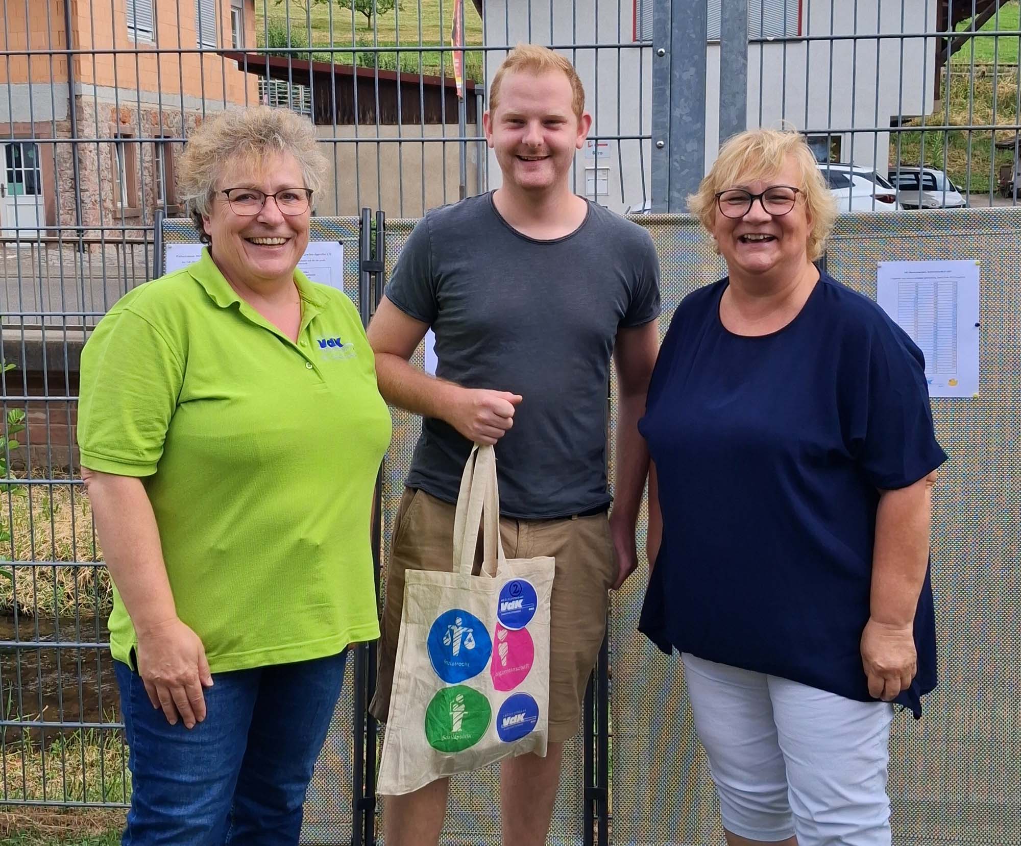 2025-7-9-OH-Verein-VdK-Entenrennen-Gewinner Gero Lehmann