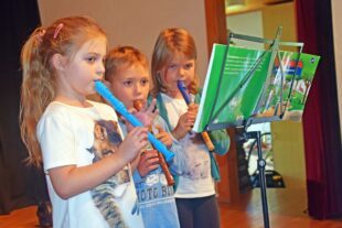 2025-8-1-NO-Herbert Vollmer-Schulentlassfeier-DSC_2446