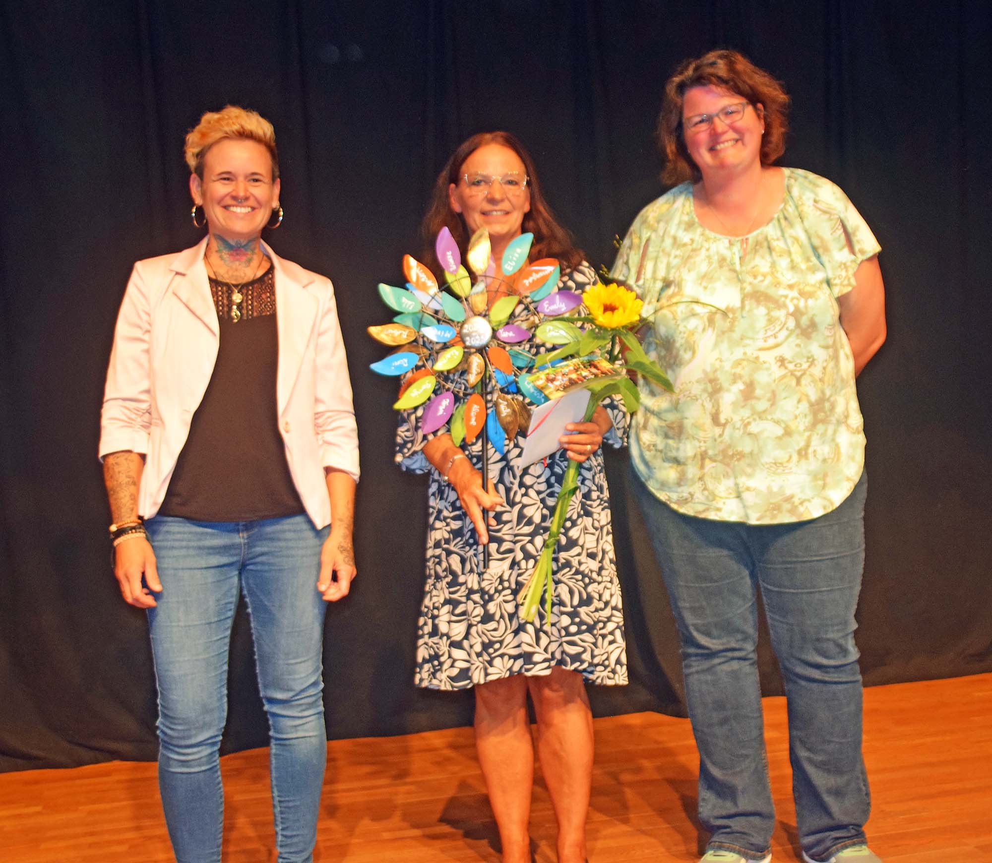 2025-8-1-NO-Herbert Vollmer-Schulentlassfeier-DSC_2480