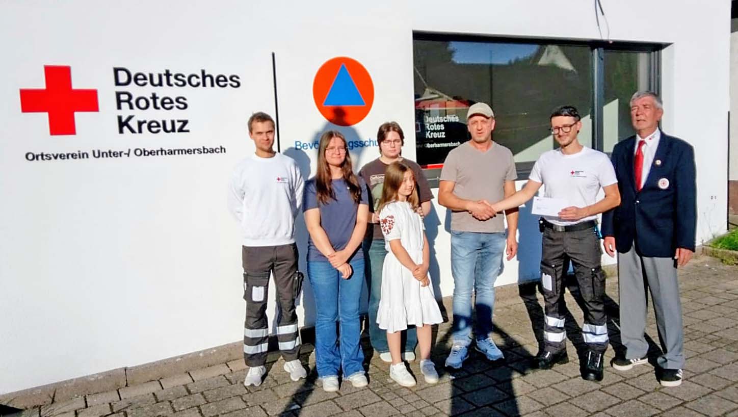 2025-8-13-UH-OH-HS-Karl-Heinz-Heitzmann-DRK-Spendenübergabe Firma CUBA-286232fd-3340-403d-b780-6429983d9749~1