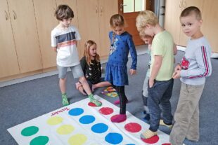 2025-8-15-BI-Wiebke Fix-Biberstarkes Ferienprogramm Spielevormittag Bild 3