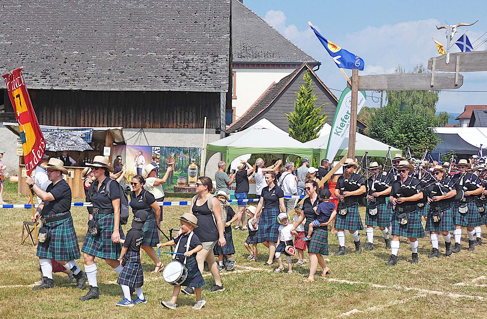 2025-8-18-BI-PB-bia-Highland-Games-und-Einmarsch