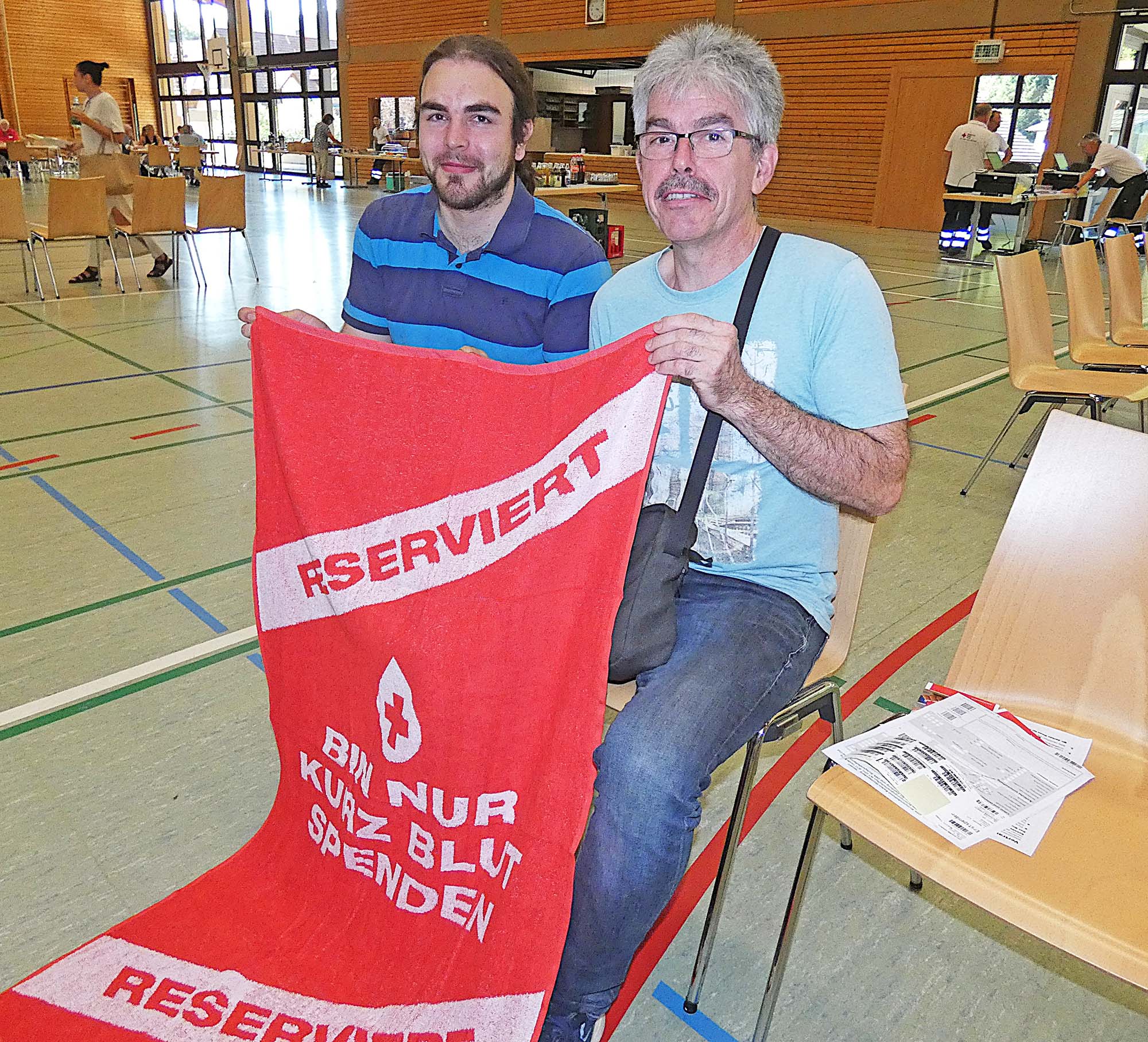 2025-8-27-OH-bia-DRK-Blutspende-und-Sohn-und-Erstspender-Vater