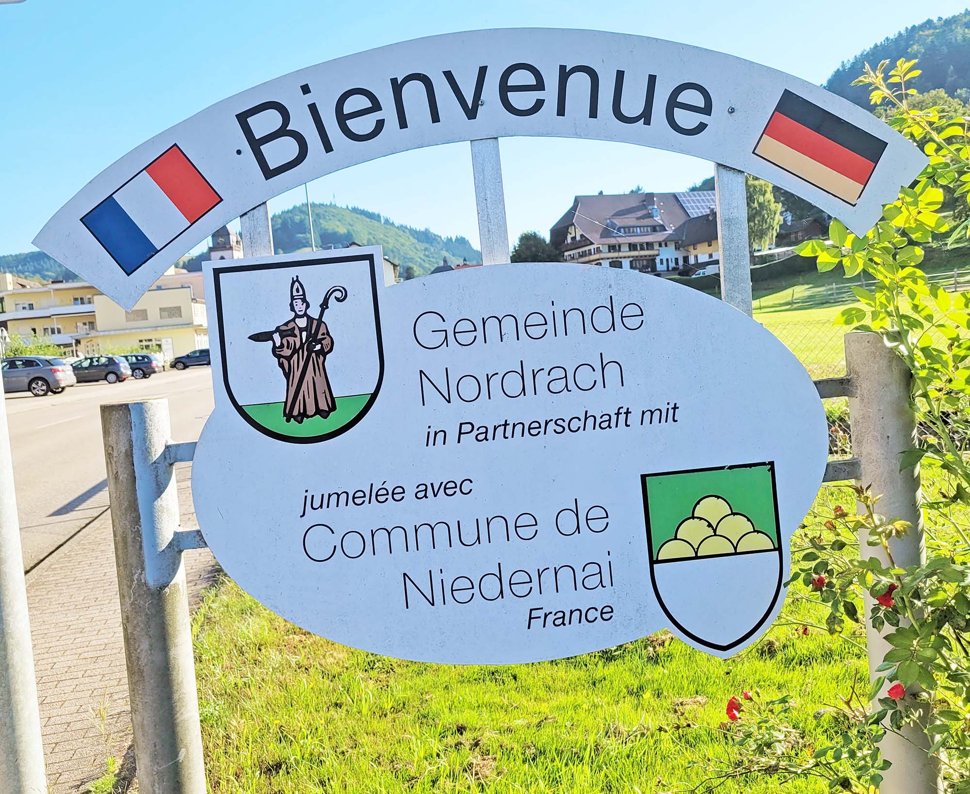 2025-8-29-NO-Gemeinde-Partnerschaftsjubiläum-Ortsschild Nordrach