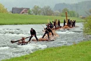 2025-9-26-GB-1. Wald-Holz-Flössertag-Schiltacher Flößer Foto Alfons Rösch