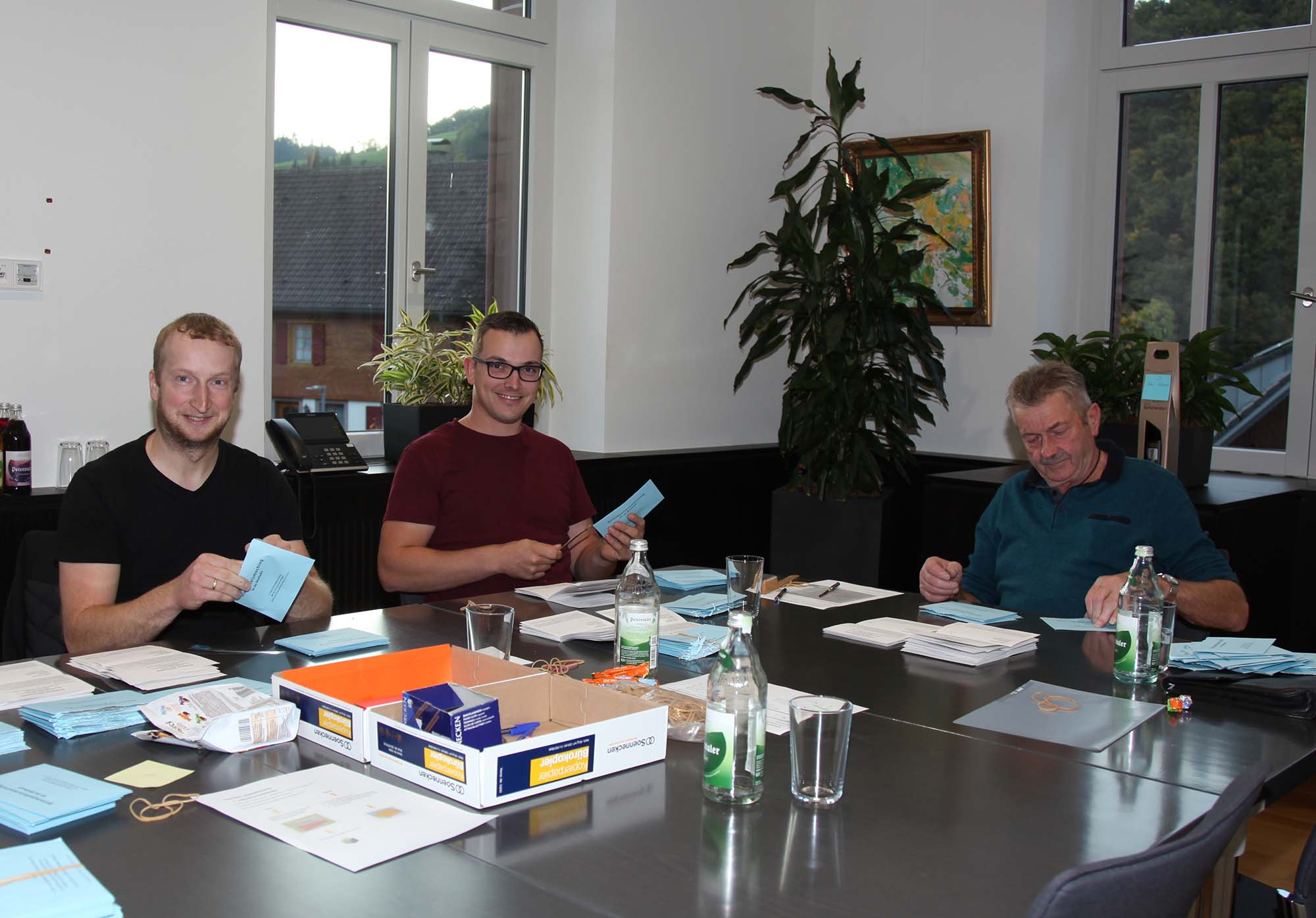 2025-10-13-OH-kal-Bürgermeisterwahl-zIMG_3818