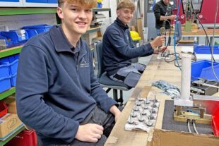 2025-10-20-HA-Julian Siller- Aktionstag Schichtwechsel Lebenshilfe 2025_09_25_Schichtwechsel_Armbruster (1)