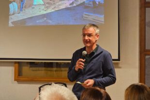 2025-10-20-NO-Oliver Vollmer-Helferfest Schwimmbad-Manuel Echtle