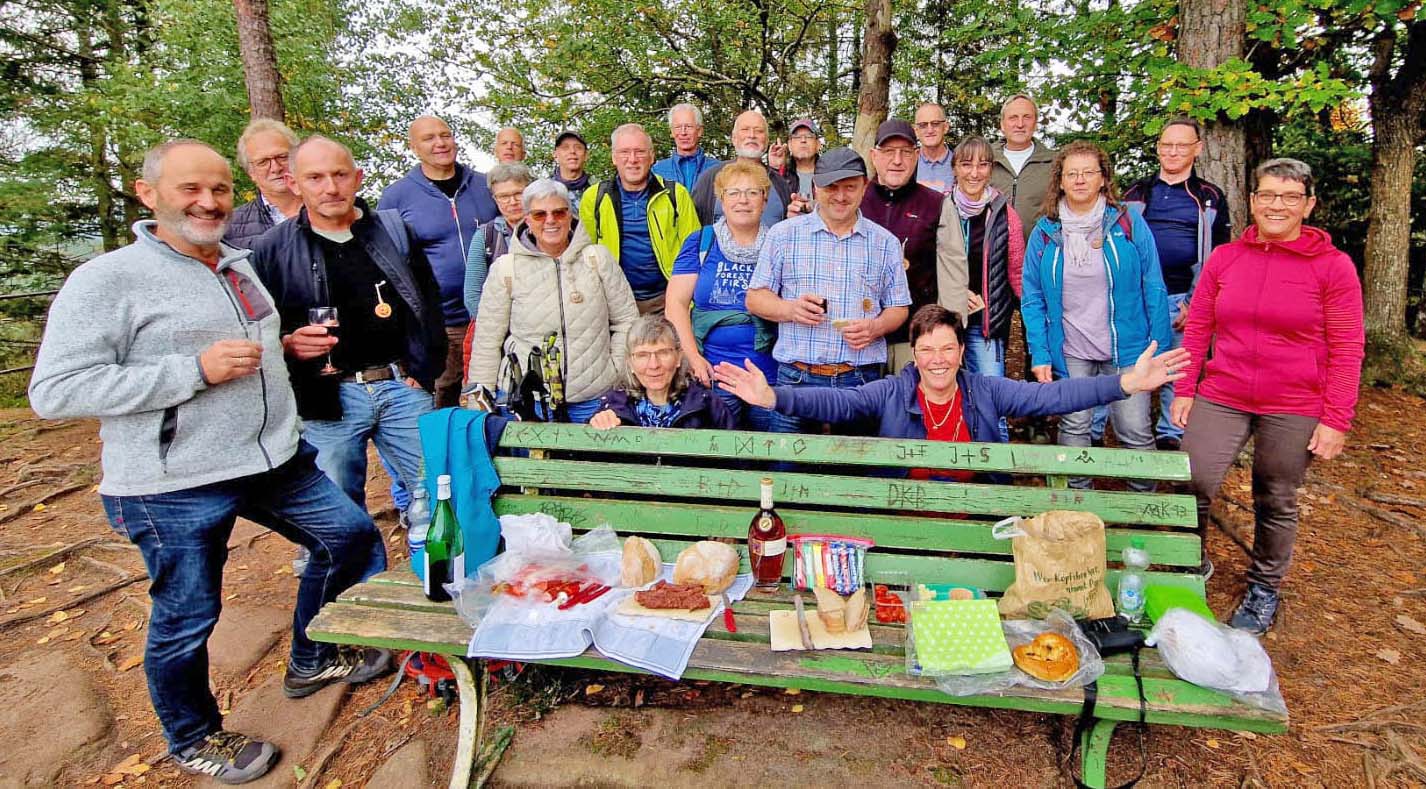 2025-10-20-OH-privat-60er Ausflug Jahrgang 1964-1965.jpg