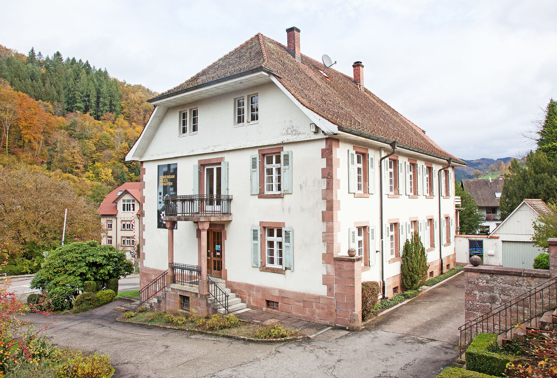 2025-10-30-OH-kal-Pfarrhaus-Platz für eine bessere Zukunft-zIMG_3888