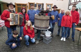 Schautrotten: Ein alter Brauch war auf dem Wochenmarkt erlebbar