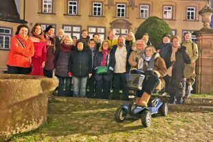 Ein Wiedersehen nach vielen Jahren 2025-11-14-GB-Vorbeck-Schule-Gruppenbild Vorbeck1 für Presse_2