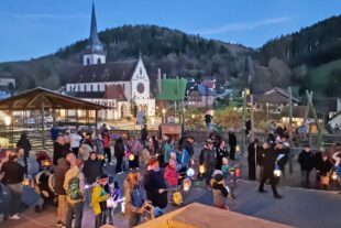 Kommt wir woll‘n Laterne laufen 2025-11-14-NO-hv-Martinsfeier-20251111_172511