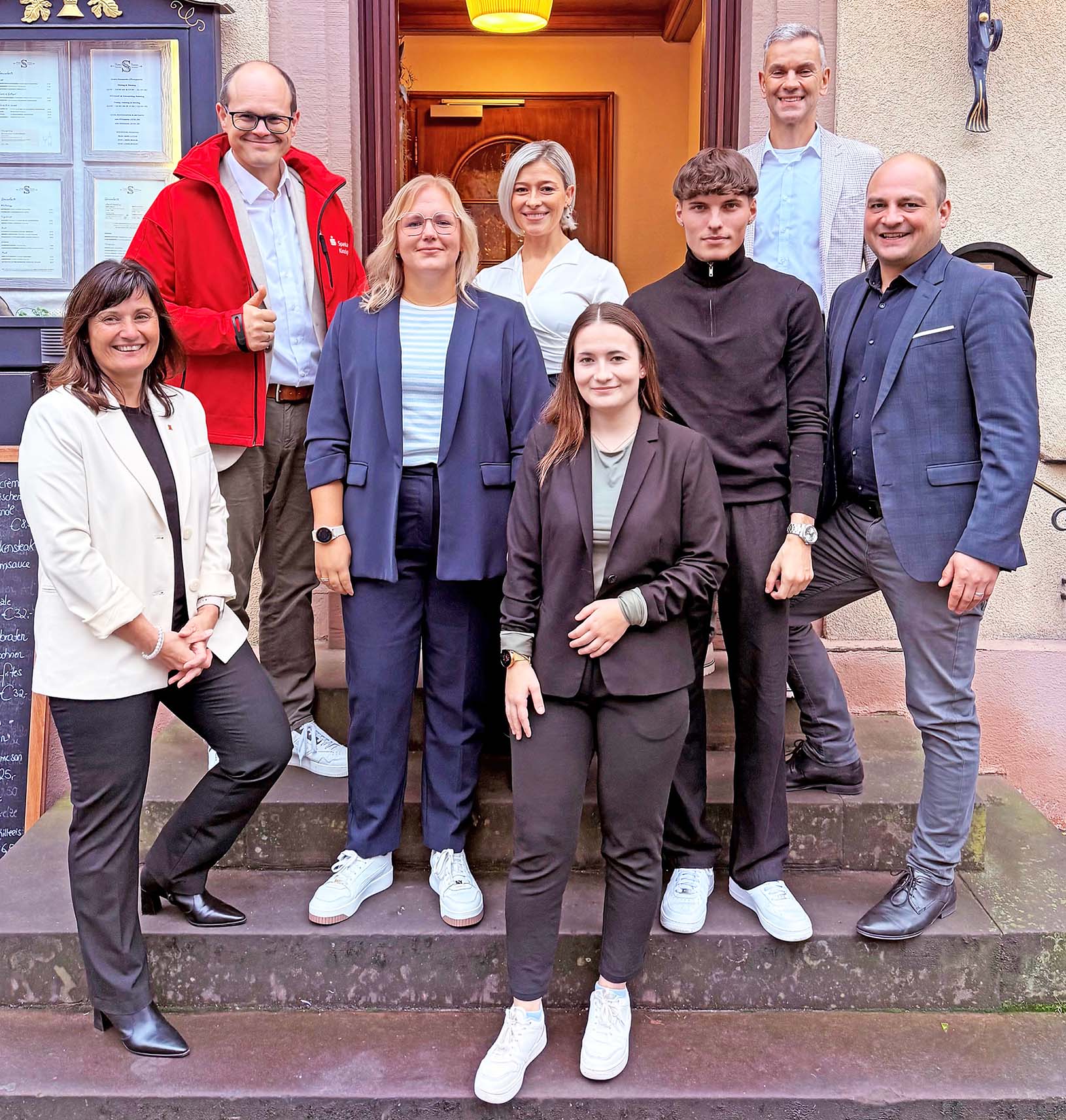 2025-11-17-HA-Sparkasse Kinzigtal-Bild_Absolventenfeier 2025_zugeschnitten