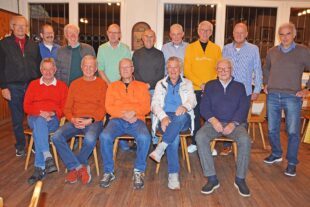 Glanzzeiten und Durststrecken des Zeller Fußballvereins 2025-11-17-ZE-hps-ZFV Altstars Amateurliga-DSC_3909