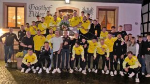 30 Jahre Adler: ZFV-Spieler nehmen Abschied von den Adler-Wirten