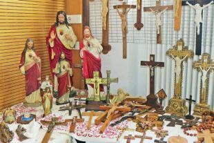 Raritäten, Antiquitäten und allerhand Nippes 2025-11-19-ZE-ga- Flohmarkt Pfarrheim Vorbericht IMG_0708