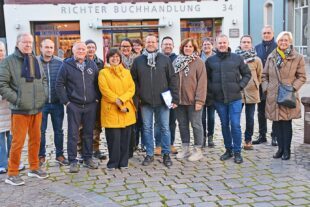 Gemeinsam das Zeller Städtle unter die Lupe genommen 2025-11-19-ZE-hps-IHK-Stadtrundgang-DSC_3969