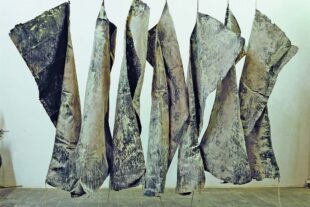 „Kunst hoch 4“ startet am Donnerstag 2025-11-19-ZE-privat Kunst hoch 4 Buecheler_Windhauch-2040×2048 (1)