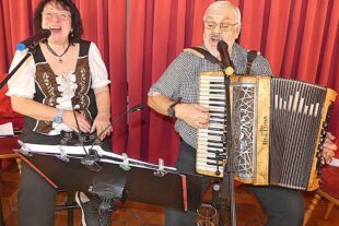 2025-11-28-OH-bia-Mittagstisch-und-Musik