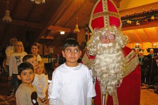 2025-12-10-NO-bia-Winkelwaldklinik-und-Nikolaus-und-Kinder