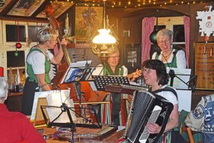 2025-12-10-NO-hv- Z Licht gehn DSC_2823